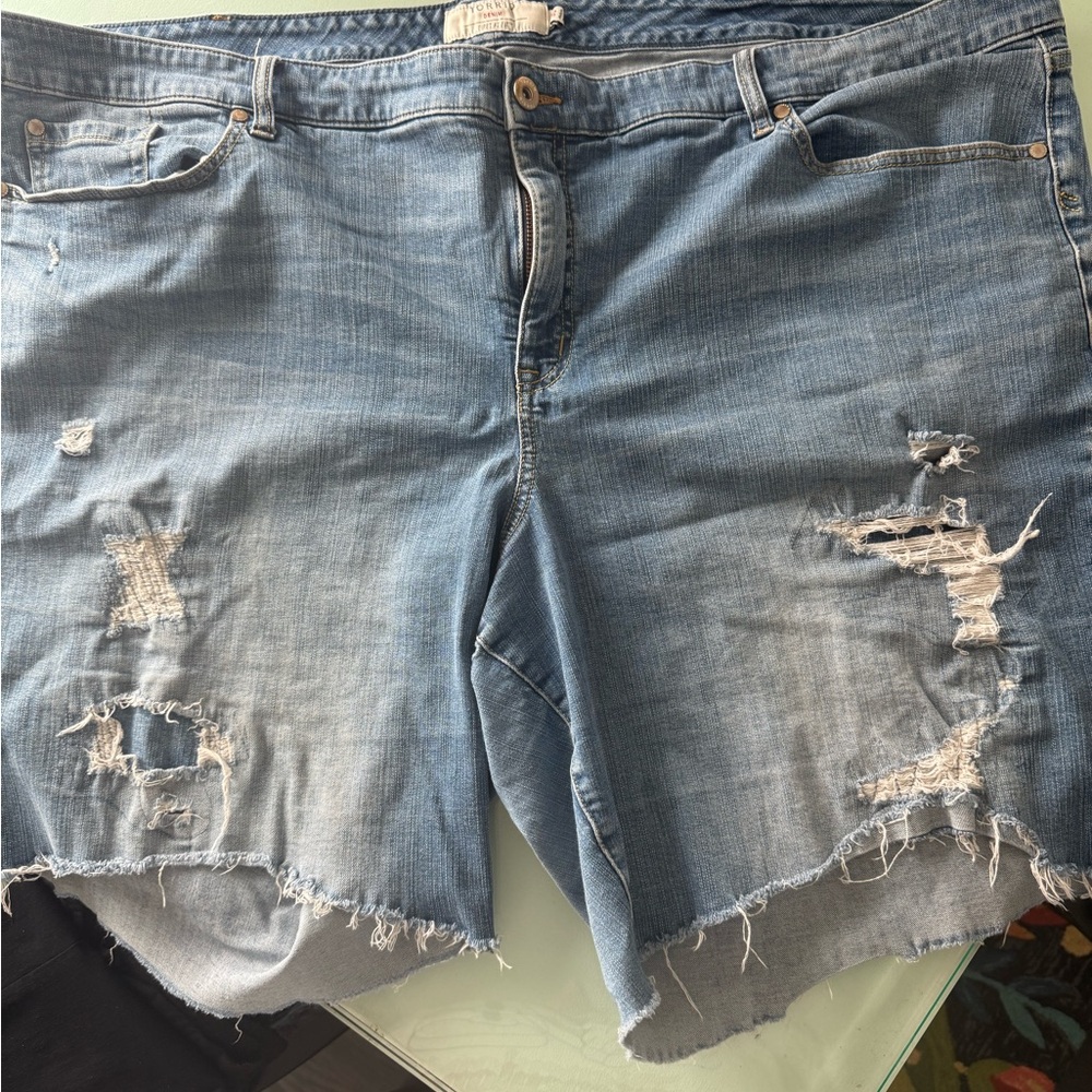 Torrid Blue Distressed Denim Shorts size 30 - Picture 4 of 5